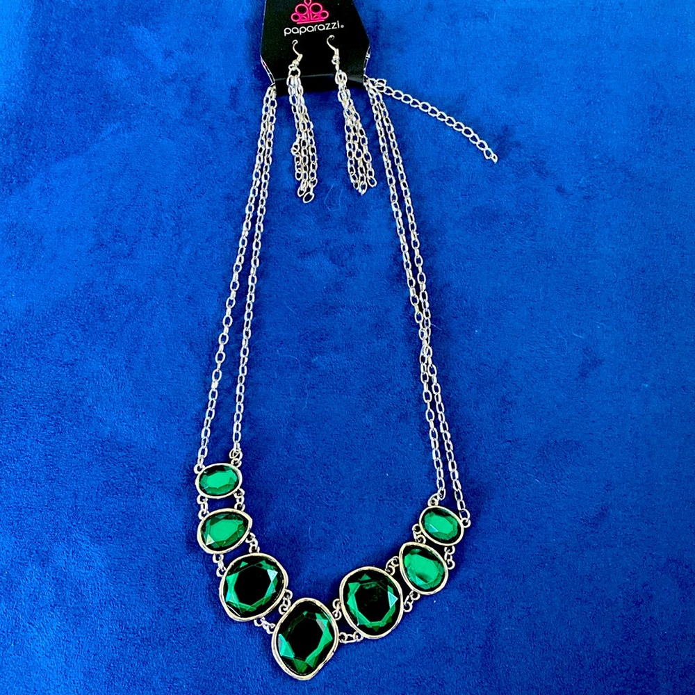 NWT Necklace & Earring Set - Emerald